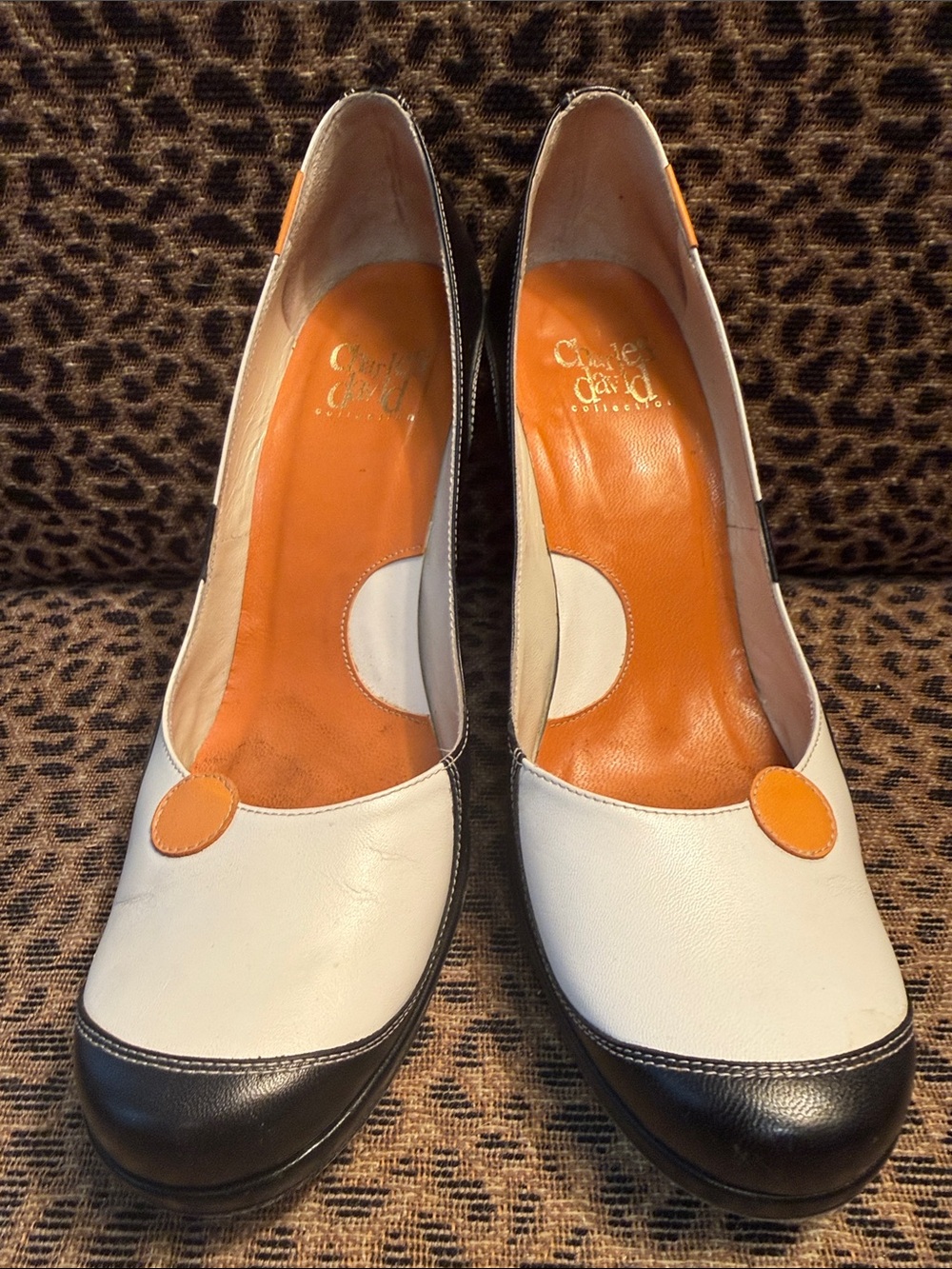 Charles David White, Black & Orange Round-Toe Leather Platform 3 1/2” Pumps